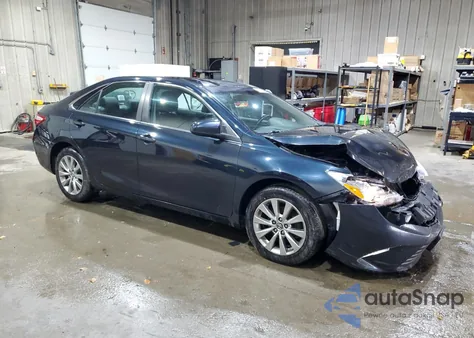 2016 Toyota Camry Le z USA, uszkodzony, nr VIN 4T4BF1FK4GR526903